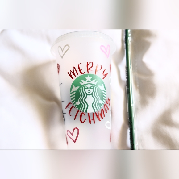 Mean Girls / Merry Fetchmas / Burn Book / Starbucks Cup / Jungle Bell Rock - Picture 2 of 5